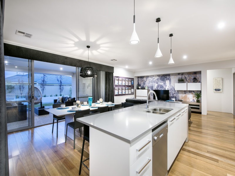 4 Bradstocks Grove, Southern River WA 6110