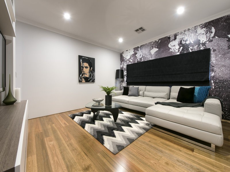 4 Bradstocks Grove, Southern River WA 6110