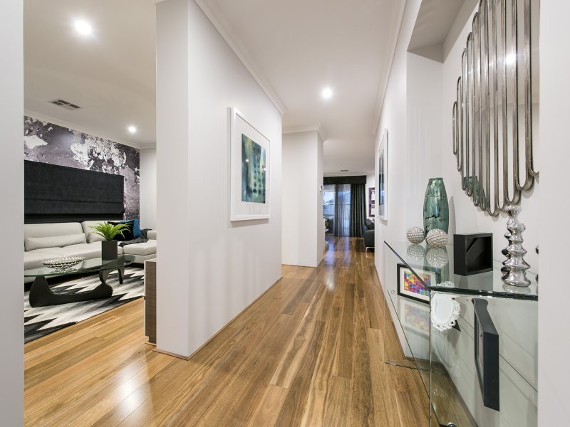 4 Bradstocks Grove, Southern River WA 6110