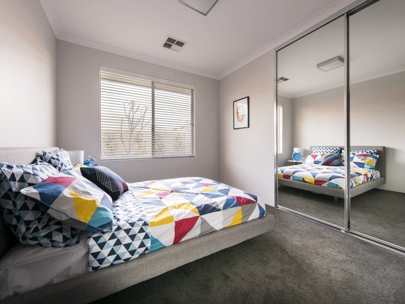 4 Bradstocks Grove, Southern River WA 6110