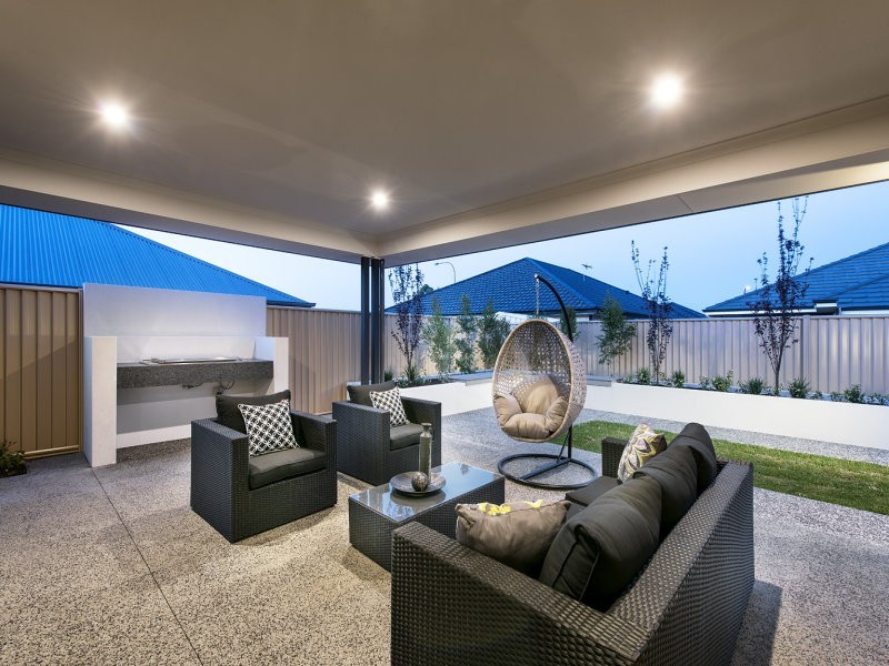 4 Bradstocks Grove, Southern River WA 6110