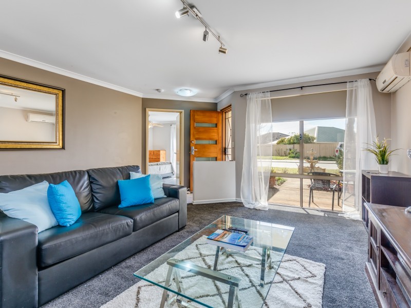 8 Lagrange Way, Gosnells WA 6110