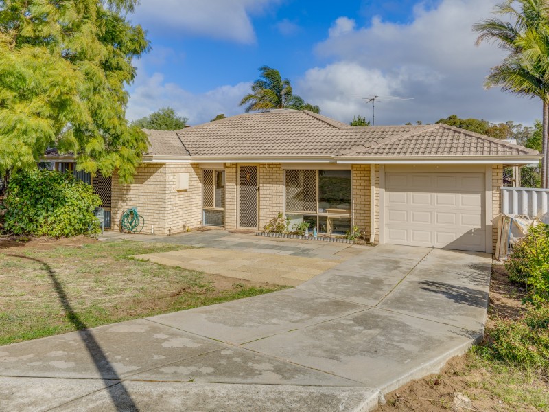 51 Camfield Loop, Parmelia WA 6167