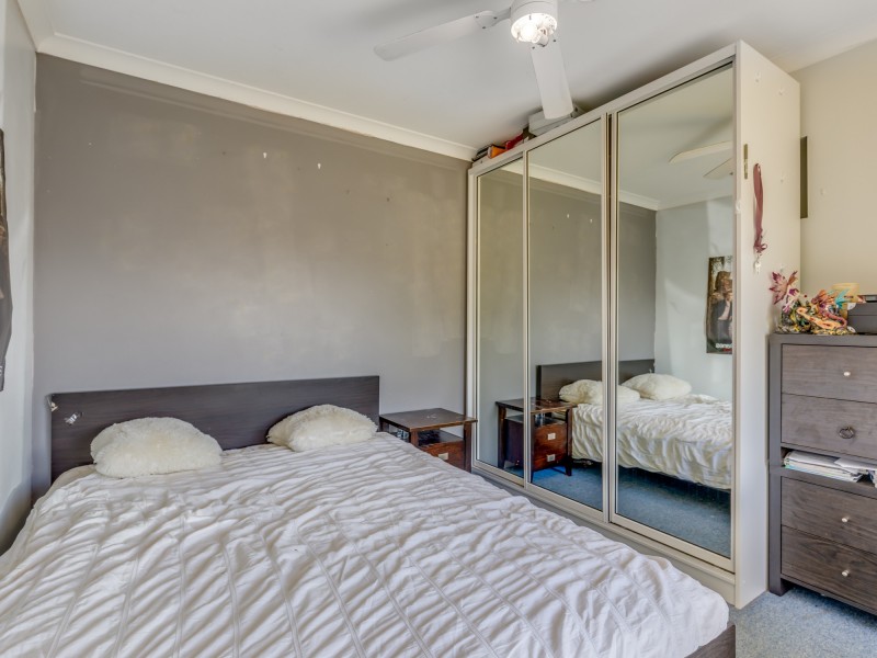 51 Camfield Loop, Parmelia WA 6167