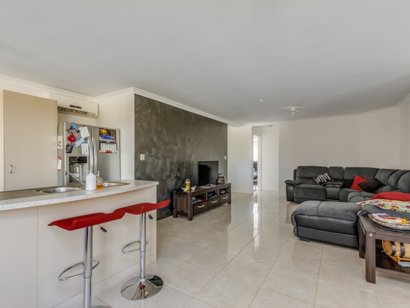 316 Westfield Road, Seville Grove WA 6112