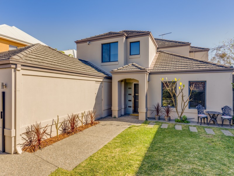 4 Samphire Street, Ascot WA 6104