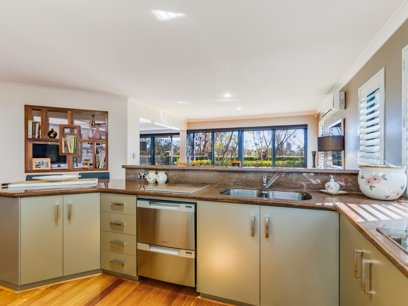 4 Samphire Street, Ascot WA 6104