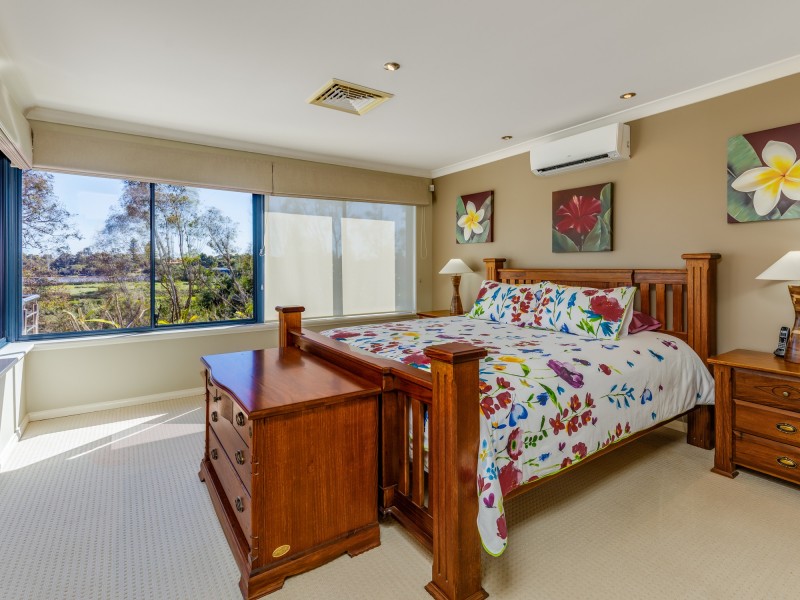 4 Samphire Street, Ascot WA 6104