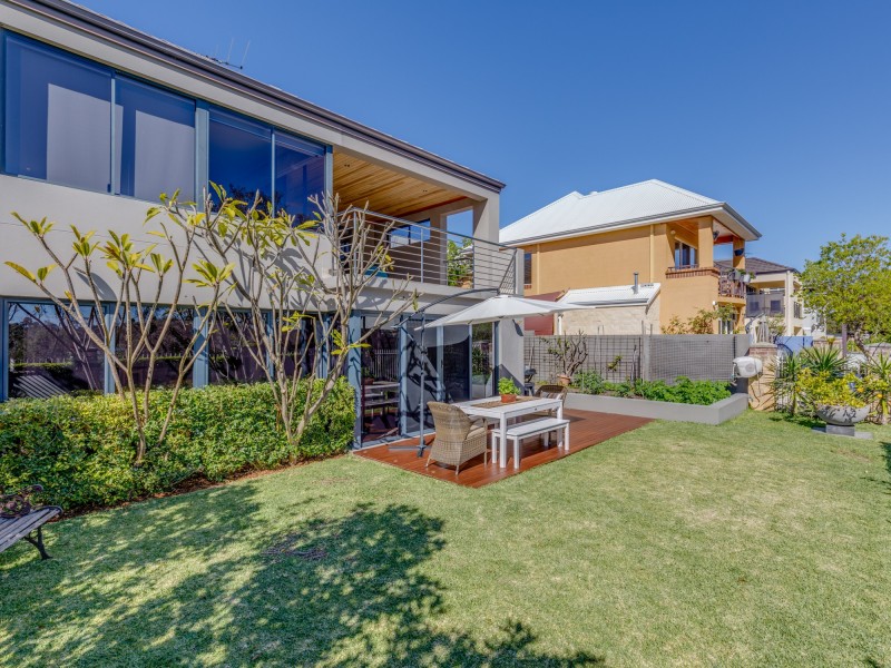 4 Samphire Street, Ascot WA 6104