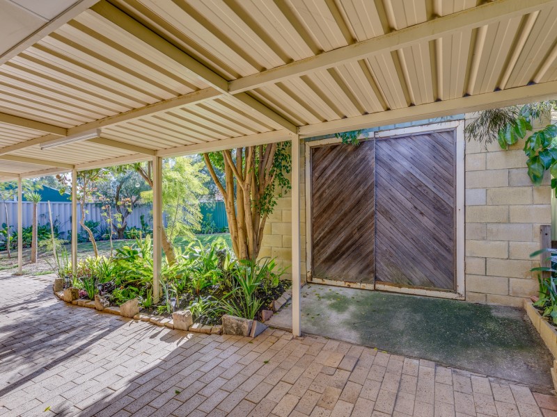 11 Chungking Grove, Stratton WA 6056