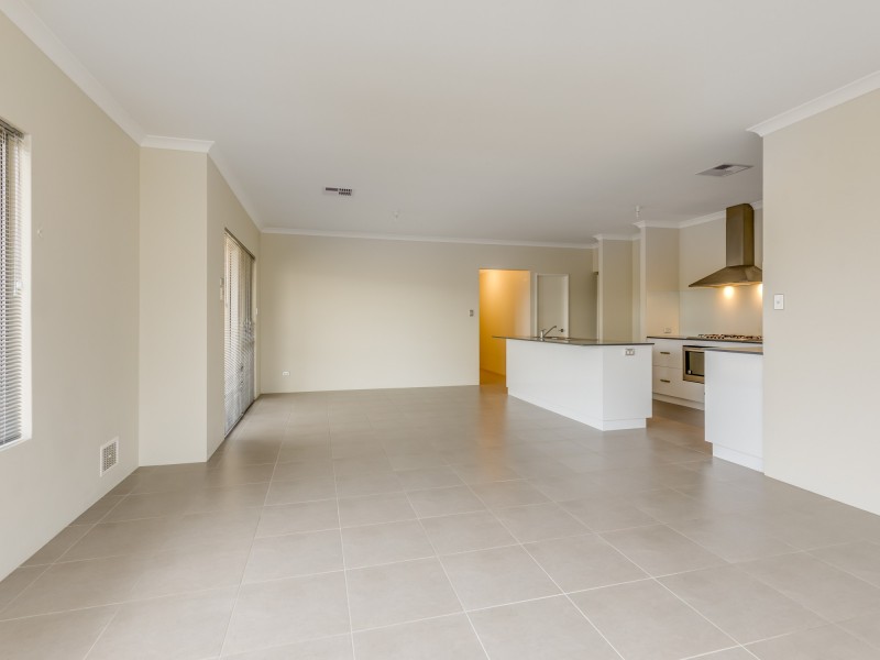 1 Leopold Road, Harrisdale WA 6112