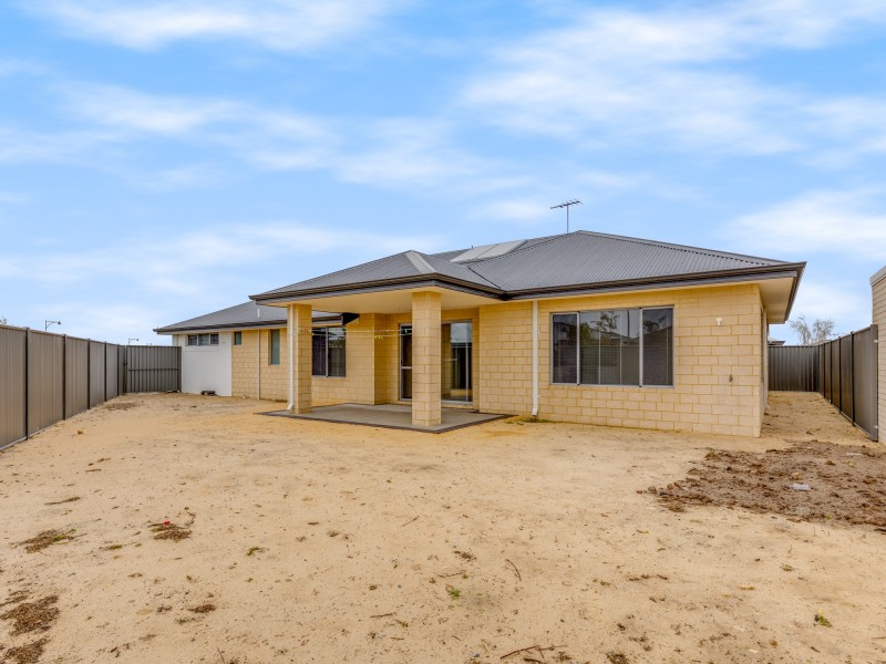 1 Leopold Road, Harrisdale WA 6112