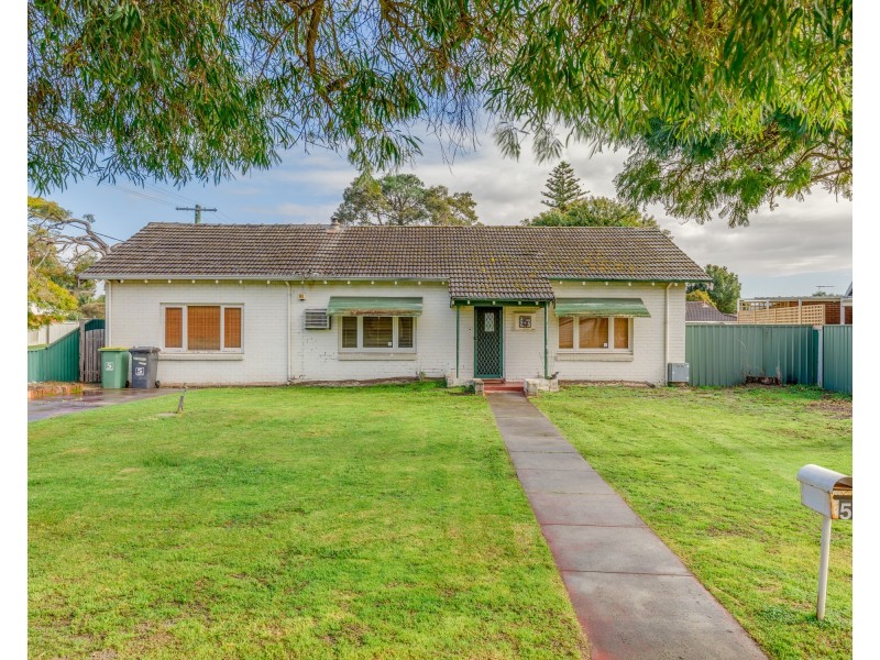 5 Pegus Street, Thornlie WA 6108