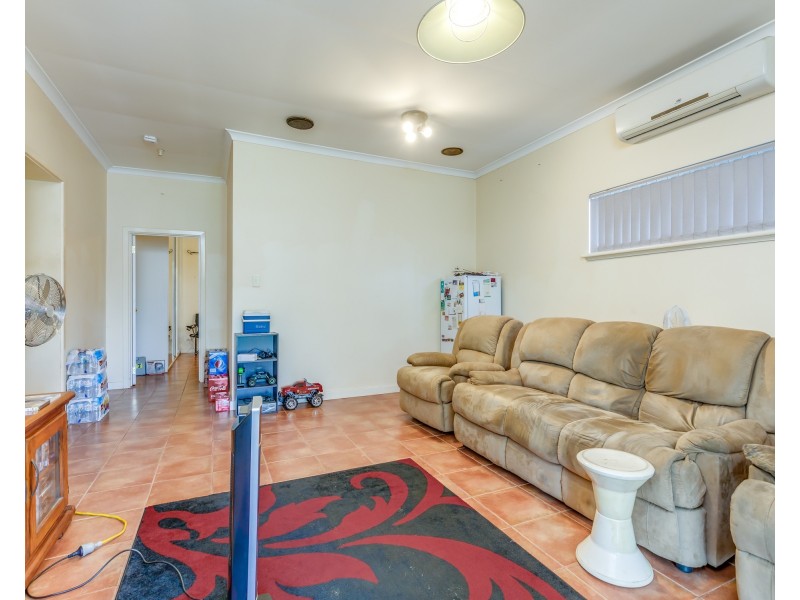 5 Pegus Street, Thornlie WA 6108