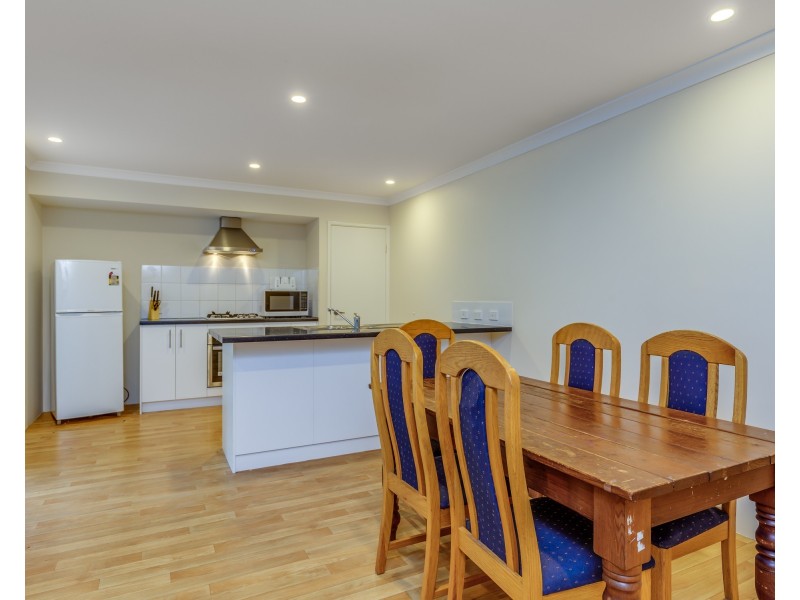 20 Litchfield Circle, Wandi WA 6167