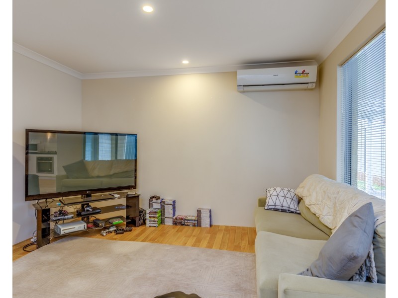 20 Litchfield Circle, Wandi WA 6167