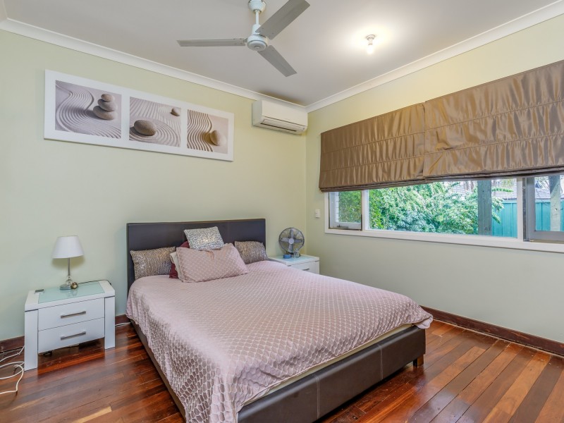 11 Coops Avenue, Thornlie WA 6108