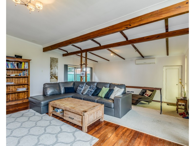 11 Coops Avenue, Thornlie WA 6108