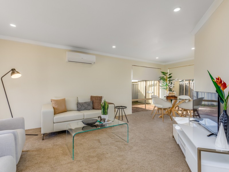 11b Cestrum Rise, South Lake WA 6164