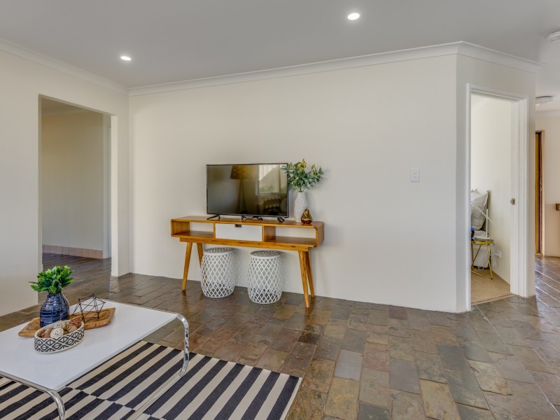 11b Cestrum Rise, South Lake WA 6164