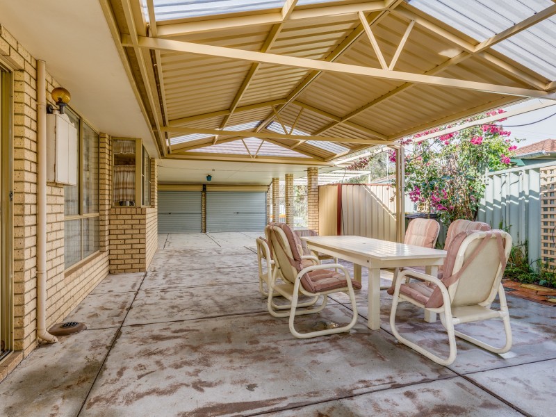 11 Shipbourne Way, Huntingdale WA 6110