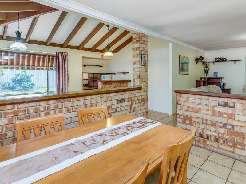 11 Shipbourne Way, Huntingdale WA 6110
