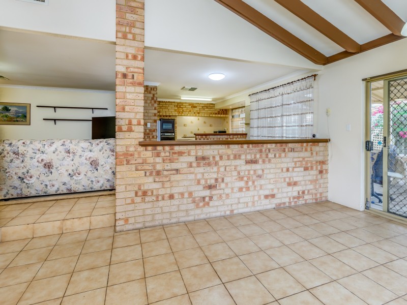 11 Shipbourne Way, Huntingdale WA 6110