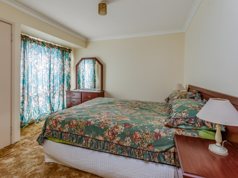 11 Shipbourne Way, Huntingdale WA 6110