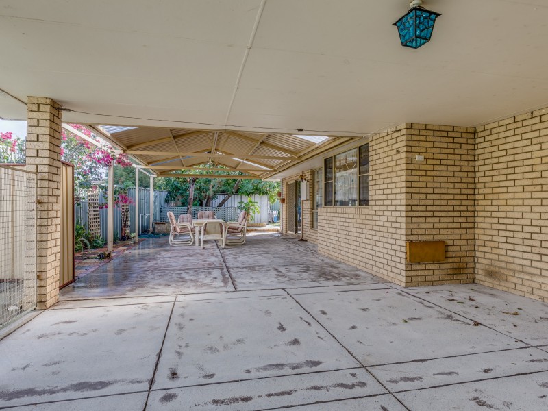 11 Shipbourne Way, Huntingdale WA 6110