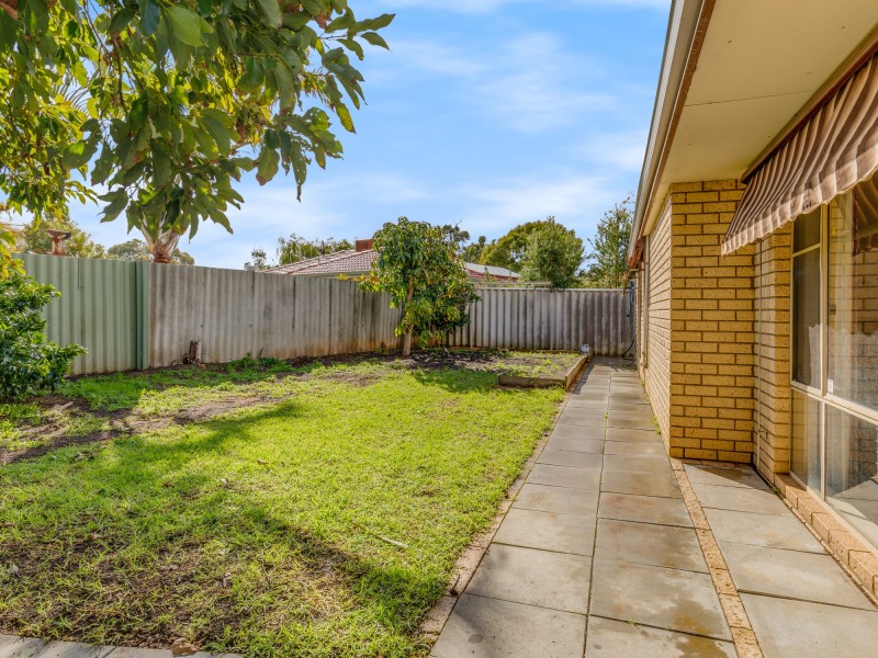 11 Shipbourne Way, Huntingdale WA 6110