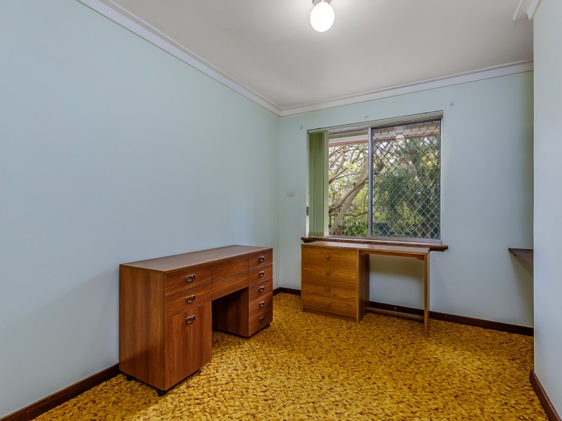 43 Connell Avenue, Martin WA 6110