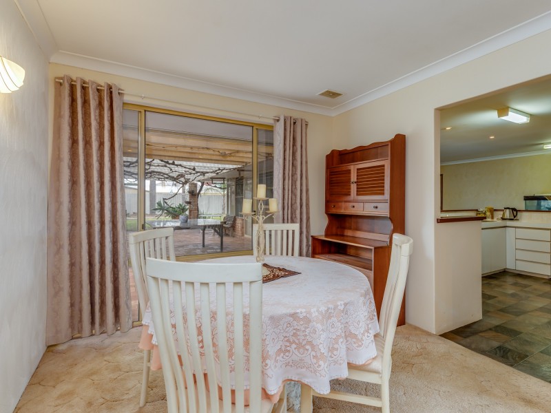 16 Florey Place, Huntingdale WA 6110