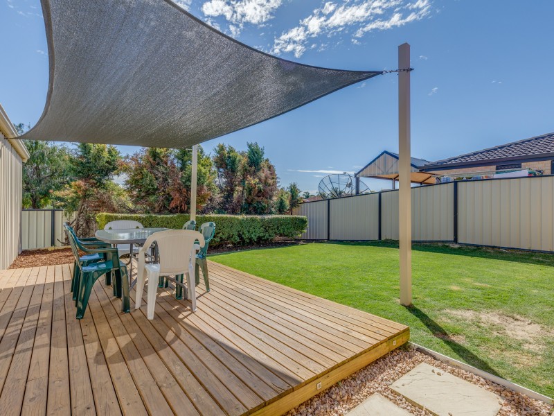 10 Cale Court, Maddington WA 6109
