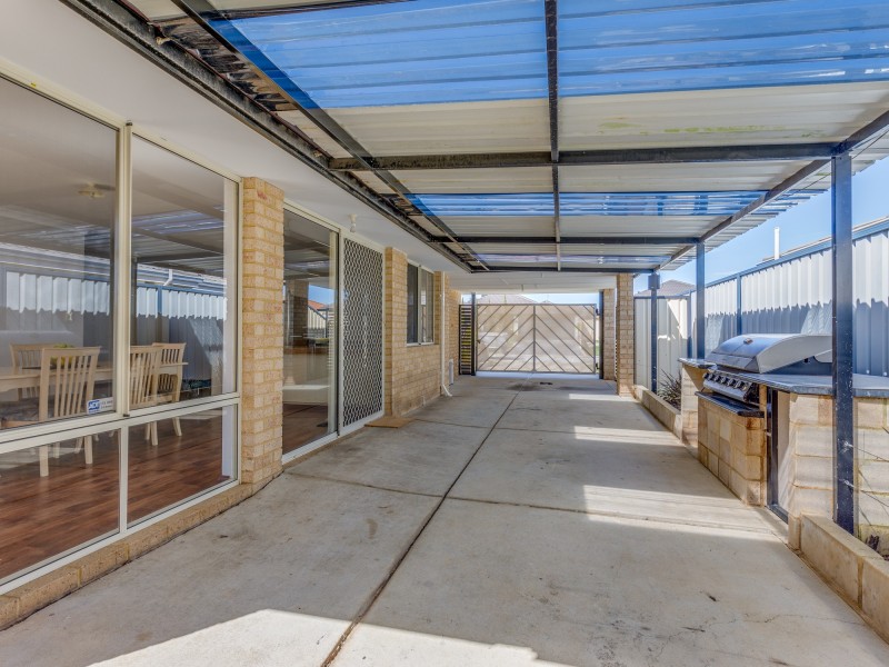 10 Cale Court, Maddington WA 6109