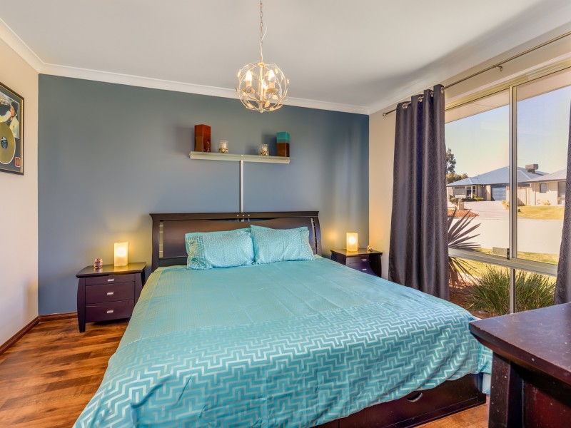 10 Cale Court, Maddington WA 6109