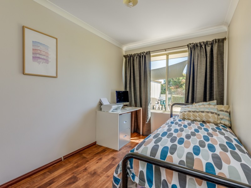 10 Cale Court, Maddington WA 6109