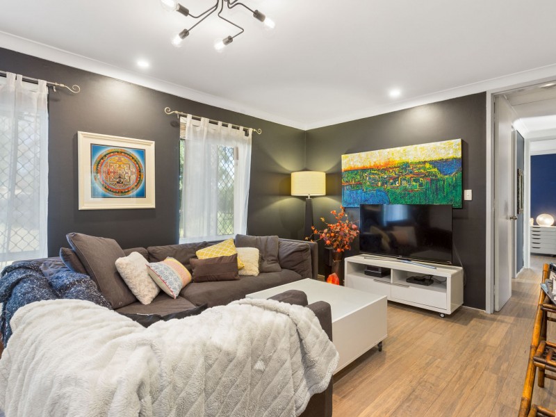 17 Huggins Road, Thornlie WA 6108