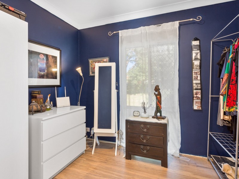 17 Huggins Road, Thornlie WA 6108