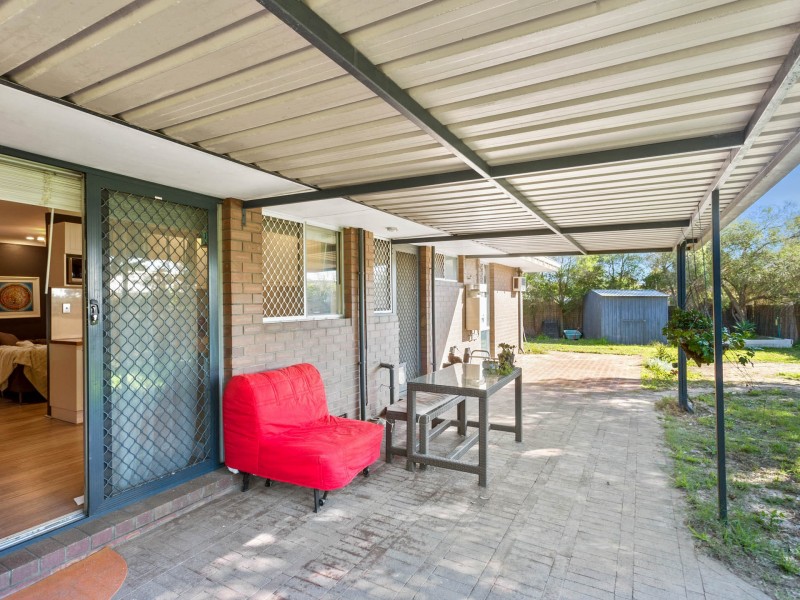 17 Huggins Road, Thornlie WA 6108