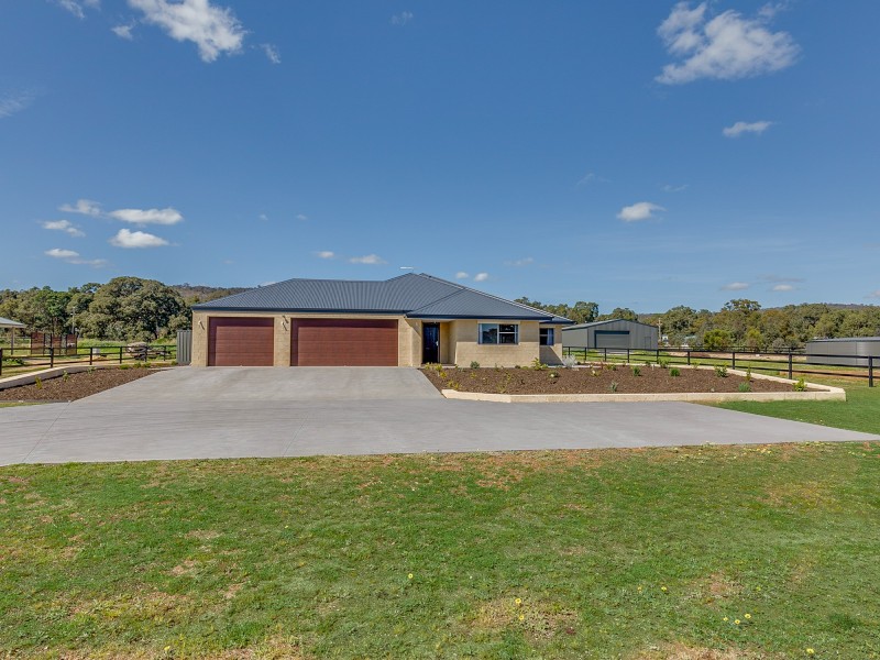 63 Rivose Crescent, Darling Downs WA 6122