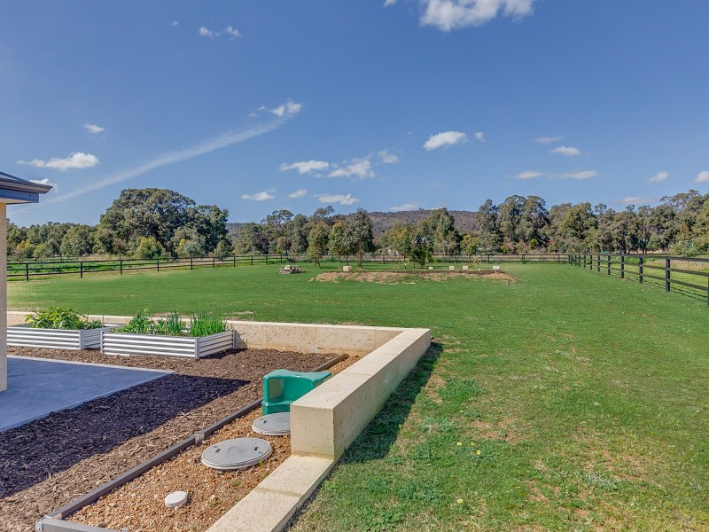 63 Rivose Crescent, Darling Downs WA 6122