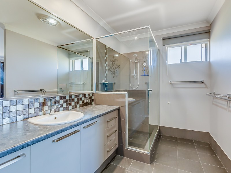 63 Rivose Crescent, Darling Downs WA 6122