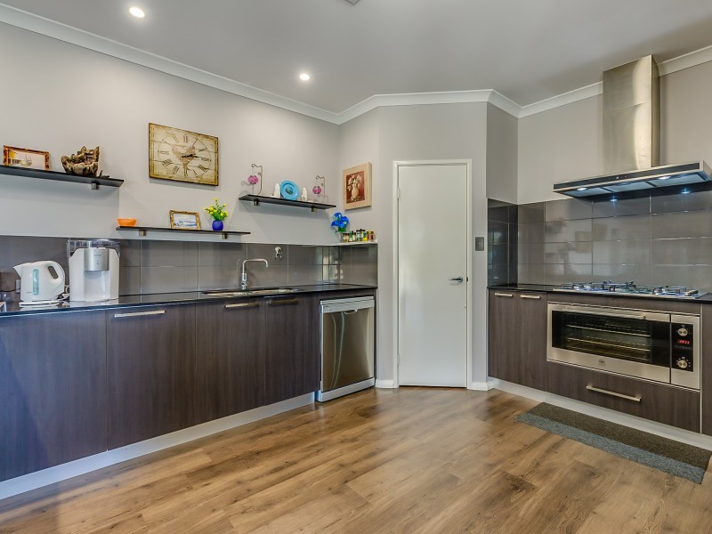 63 Rivose Crescent, Darling Downs WA 6122