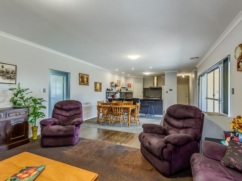 63 Rivose Crescent, Darling Downs WA 6122