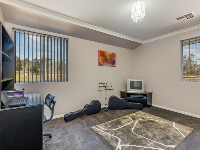 63 Rivose Crescent, Darling Downs WA 6122