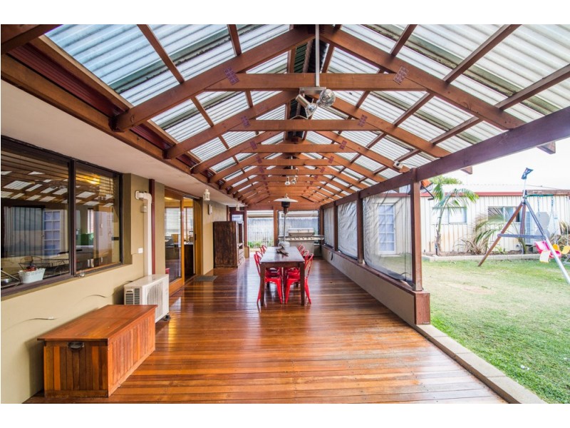 12 Hubbard Place, Safety Bay WA 6169