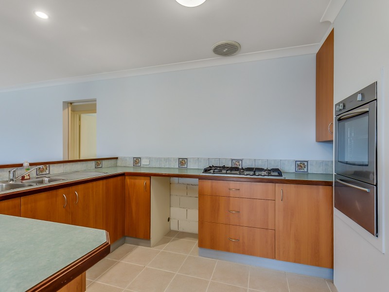 2 Conquest Court, Thornlie WA 6108
