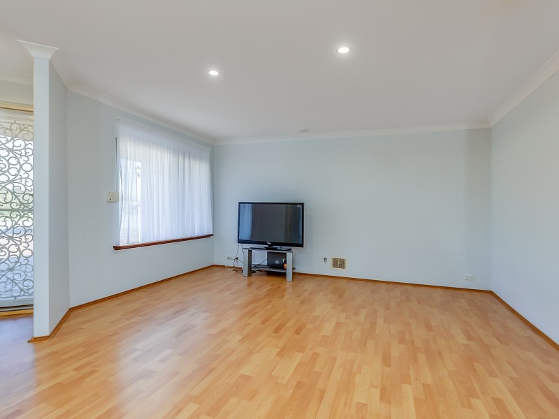 2 Conquest Court, Thornlie WA 6108