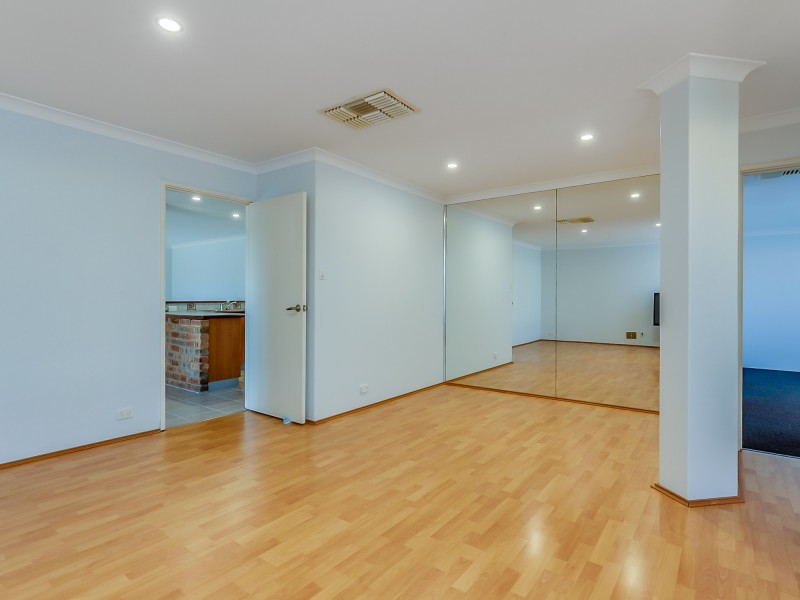 2 Conquest Court, Thornlie WA 6108