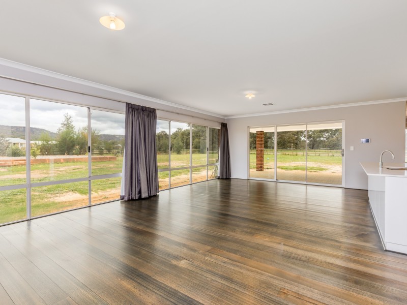 19 Todman Grove, Darling Downs WA 6122